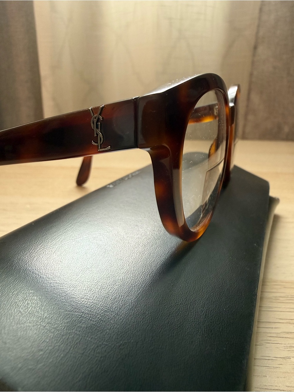 Saint Laurent Tortoiseshell Round-Frame Glasses